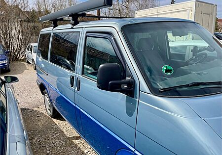VW T4 Caravelle Volkswagen 2,5-l-Otto Standard