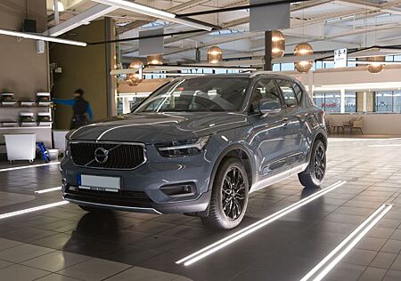 Volvo XC 40 XC40 B4 FWD Momentum Advanced SE