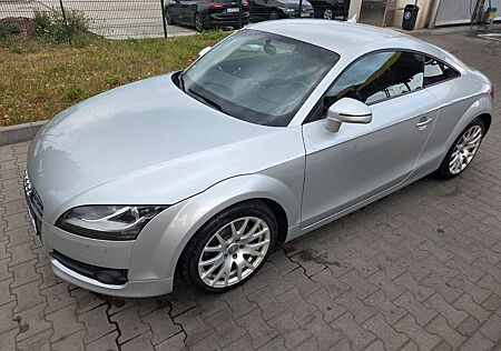 Audi TT Coupe 2.0 TFSI - Bose, Leder, nur 99. 700 kms