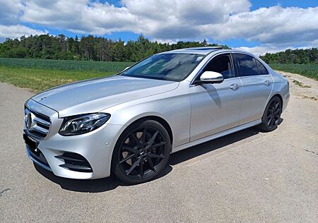 Mercedes-Benz E 400 4MATIC AMG Line Autom. AMG Line