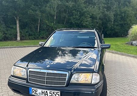 Mercedes-Benz C 180 CLASSIC Classic
