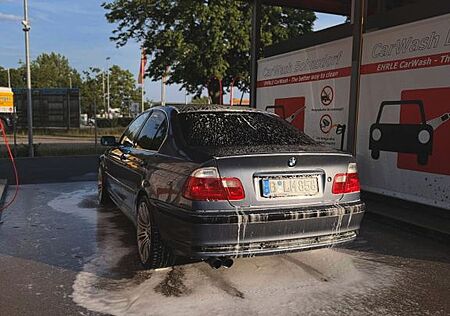BMW 320i - M54B22