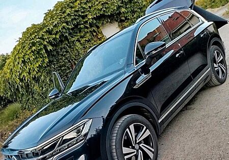 VW Touareg Volkswagen 3.0 V6 TDI SCR 4MOTION Tiptronic -