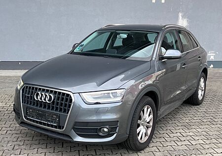 Audi Q3 2.0 TDI quattro *XENON*NAVI*LEDER
