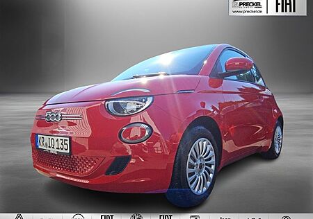 Fiat 500E 42kWh /Schnellladefunktion: EV/PHEV - 50 kW