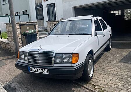 Mercedes-Benz 200 E Mercedes