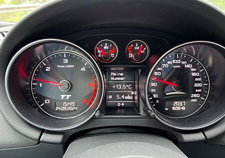 Audi TT Coupe 2.0 TDI S tronic quattro -