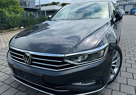 VW Passat Volkswagen 2.0TDI DSG R-LINE NAVI*LEDER*XENON*CAMERA