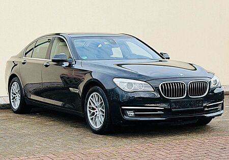 BMW 750d xDrive HUD SHD LEDER TÜV Mopf