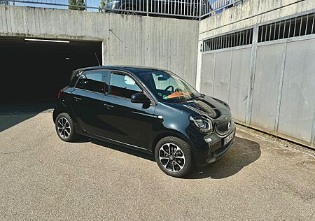 Smart ForFour 1.0 passion | 2014 | 59.000 km | Scheckh