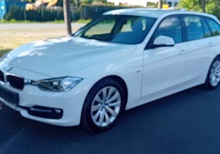 BMW 318 Baureihe 3 Touring d SPORT Autom. Xenon