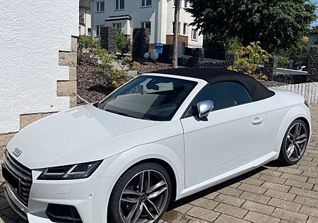 Audi TTS Roadster 2.0 TFSI S tronic quattro -
