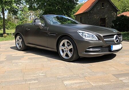 Mercedes-Benz SLK 200 -