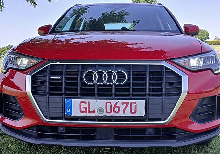 Audi Q3 35 TDI quattro basis