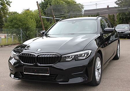 BMW 318dA Touring Navi-Sportsitze-AHK-1.Hand