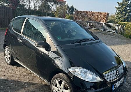 Mercedes-Benz A 150 162000 Km mit TÜV bis 05/2026