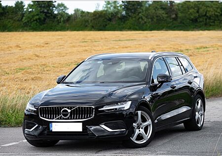 Volvo V60 T6 Recharge AWD Geartr. Inscript. Expres...