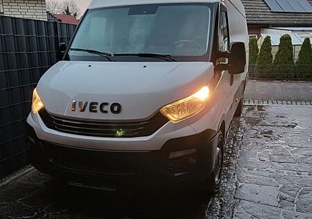 IVECO Daily 35 S 16