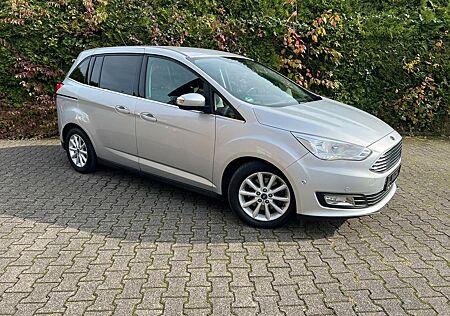 Ford Grand C-Max Titanium