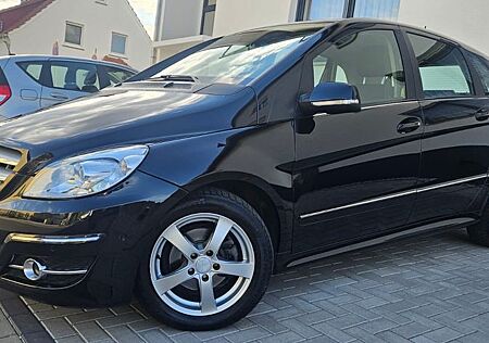 Mercedes-Benz B 180 B -Klasse