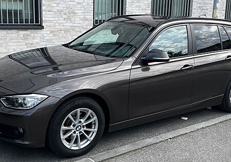 BMW 318d Touring -