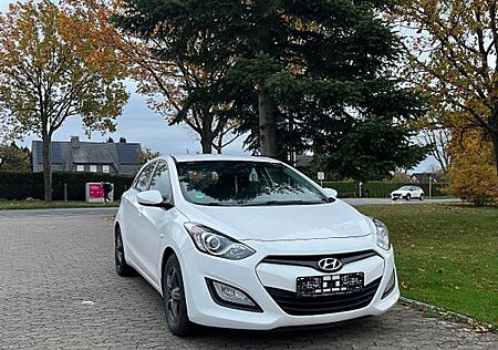 Hyundai i30 CW 1.6 CRDi 81kW Trend Trend