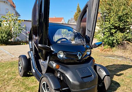 Renault Twizy 45 mega Fahrspaß ab 15