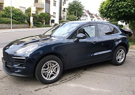 Porsche Macan S/PANORAMA/LUFTFEDER/AHK/DE FAHRZEUG
