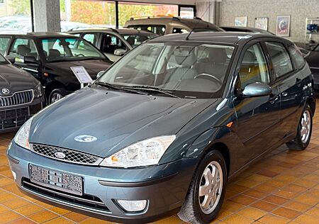 Ford Focus /KLIMA/ALU/SHZ/EFH/WGFS/BC/SERVO/TOP