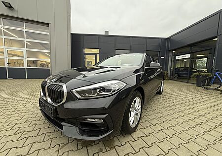 BMW 118 i Sport Line Steptronic