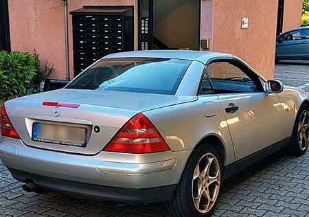 Mercedes-Benz SLK 200 - ohne TÜV, ideal für Export