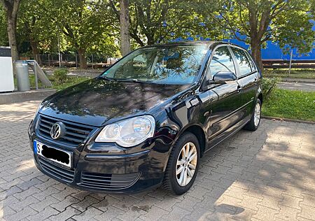 VW Polo Volkswagen 1.4 (benzin) 80 PS, neue Service