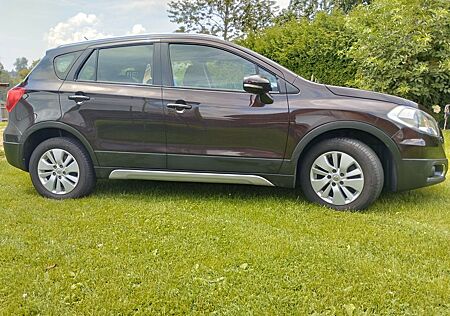 Suzuki SX4 S-Cross (SX4) S-Cross Automatik 1.6 Comfort 4x4 AHK