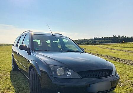 Ford Mondeo 2.5 V6 Ghia Ghia