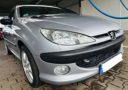 Peugeot 206 CC Platinum 135 Platinium