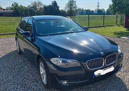 BMW 523i Touring - AHK, Headup, Xenon