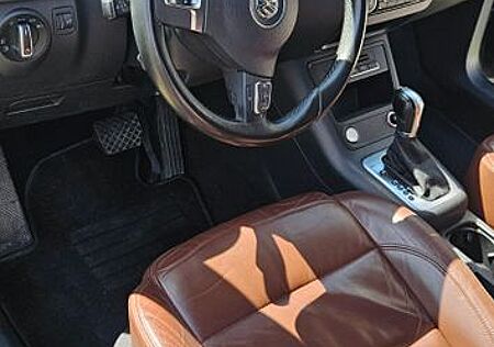 VW Tiguan Volkswagen 2.0 TSI DSG 4MOTION Track & Field Tra...