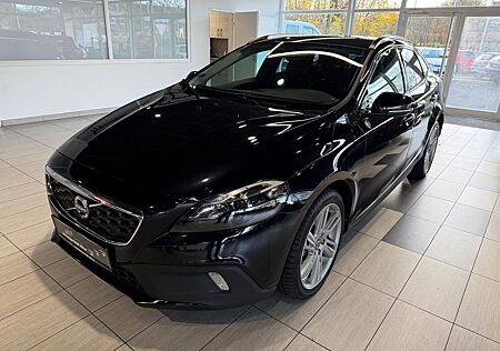 Volvo V40 Cross Country You!