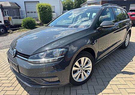 VW Golf Volkswagen 1.6 TDI SCR Variant