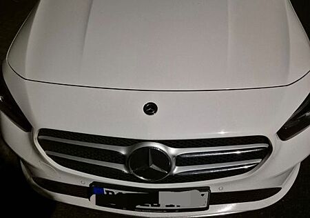 Mercedes-Benz B 180 DCT -