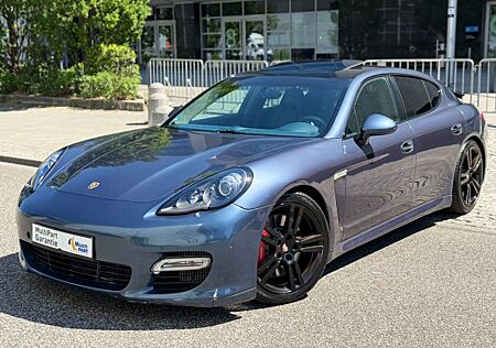 Porsche Panamera Turbo//*SPORT CHRONO*//*BOSE*//*MEMORY*