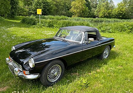 MG MGB Roadster MKII Ein Traum - Ein Klassiker
