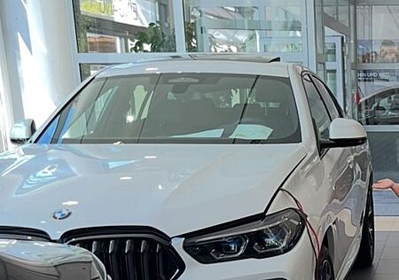 BMW X6 xDrive30d -