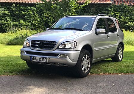 Mercedes-Benz ML 320 mit Gasanlage