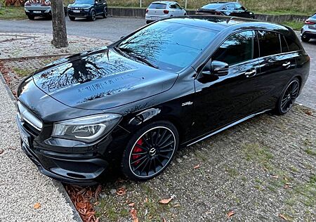 Mercedes-Benz CLA 45 AMG Shooting Brake Mercedes-AMG CLA 4...