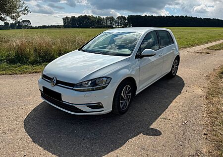 VW Golf Volkswagen VII 1.6 TDI DSG Sound ACC/Navi