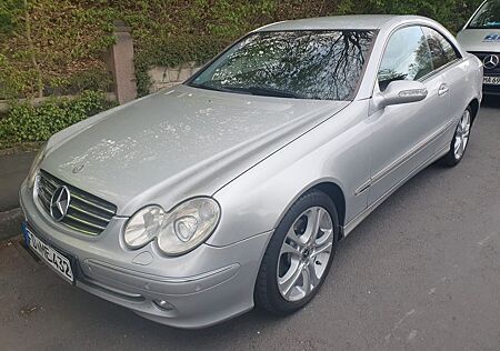 Mercedes-Benz CLK 320 AVANTGARDE Avantgarde