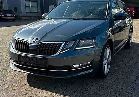 Skoda Octavia 2.0 TDi Combi Style LED NaVi