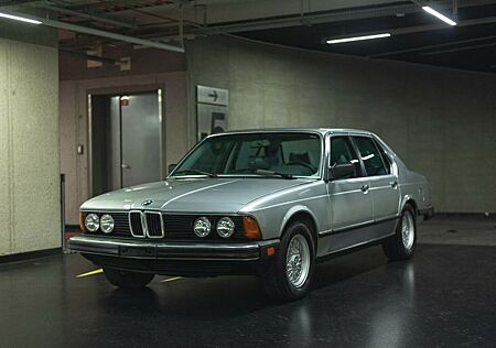 BMW 735 L7