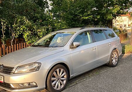 VW Passat Variant Volkswagen 2.0 TDI DSG 4MOT 125kW Comf B...